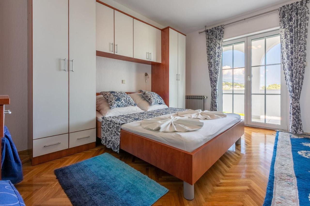 Apartments Vila Antula Banjol Extérieur photo