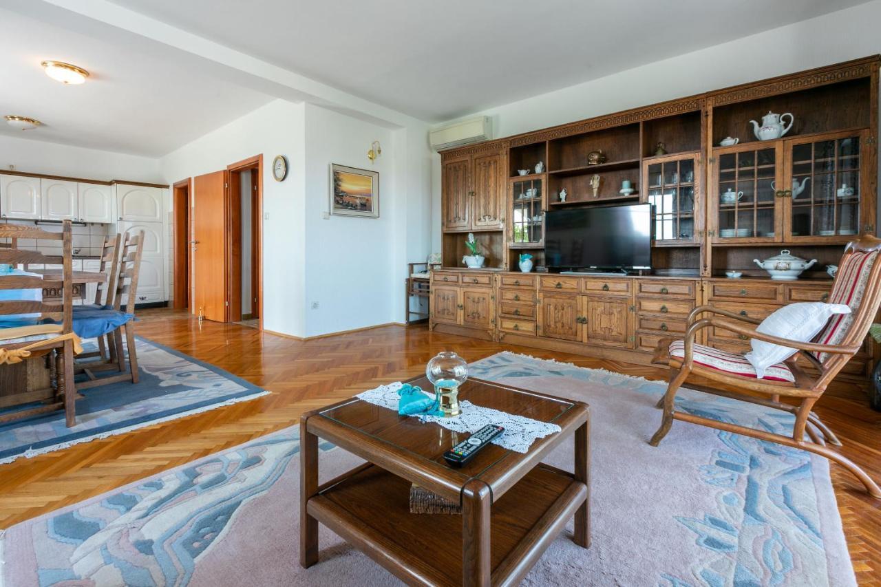 Apartments Vila Antula Banjol Extérieur photo