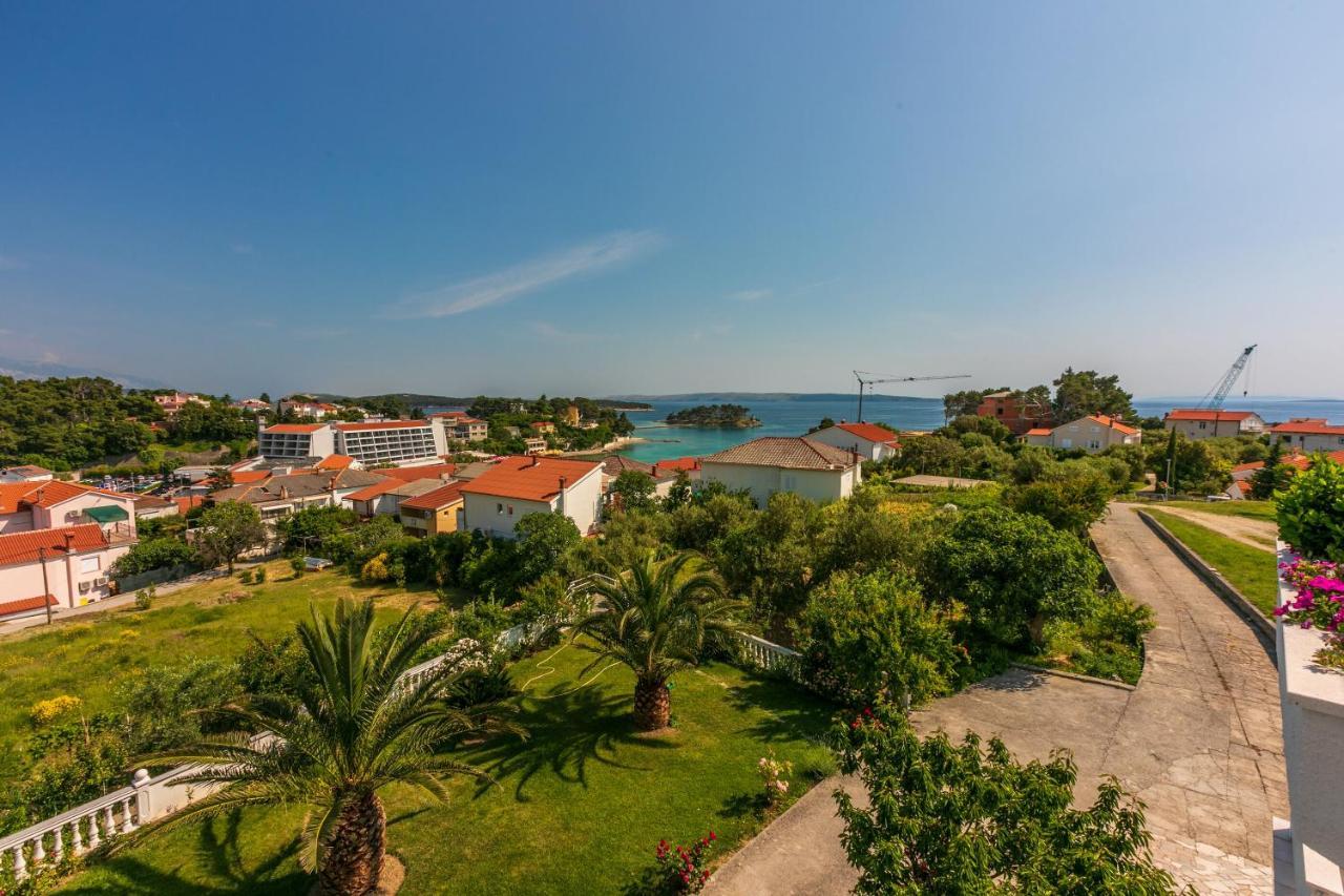 Apartments Vila Antula Banjol Extérieur photo