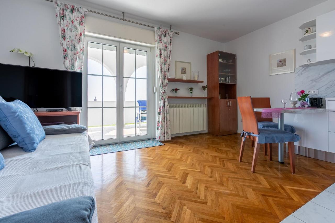 Apartments Vila Antula Banjol Extérieur photo